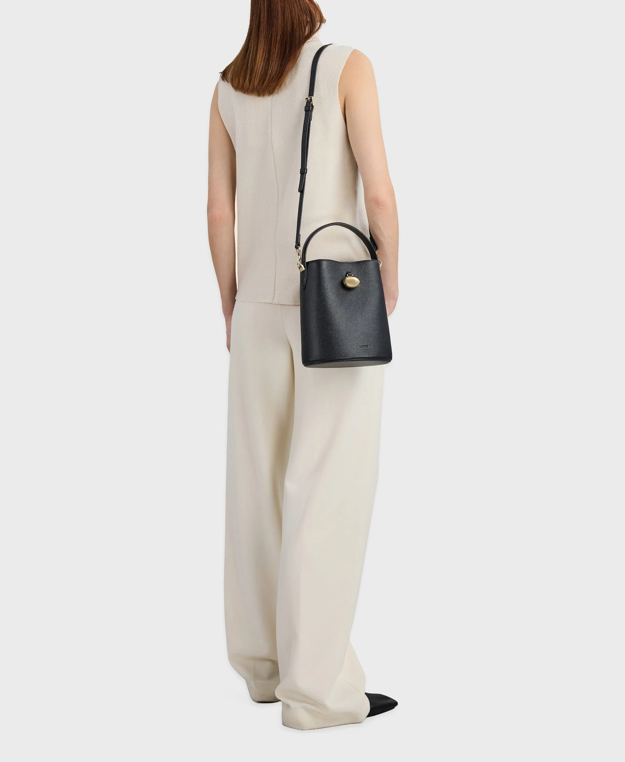 Egg Bucket - Black - Image 5