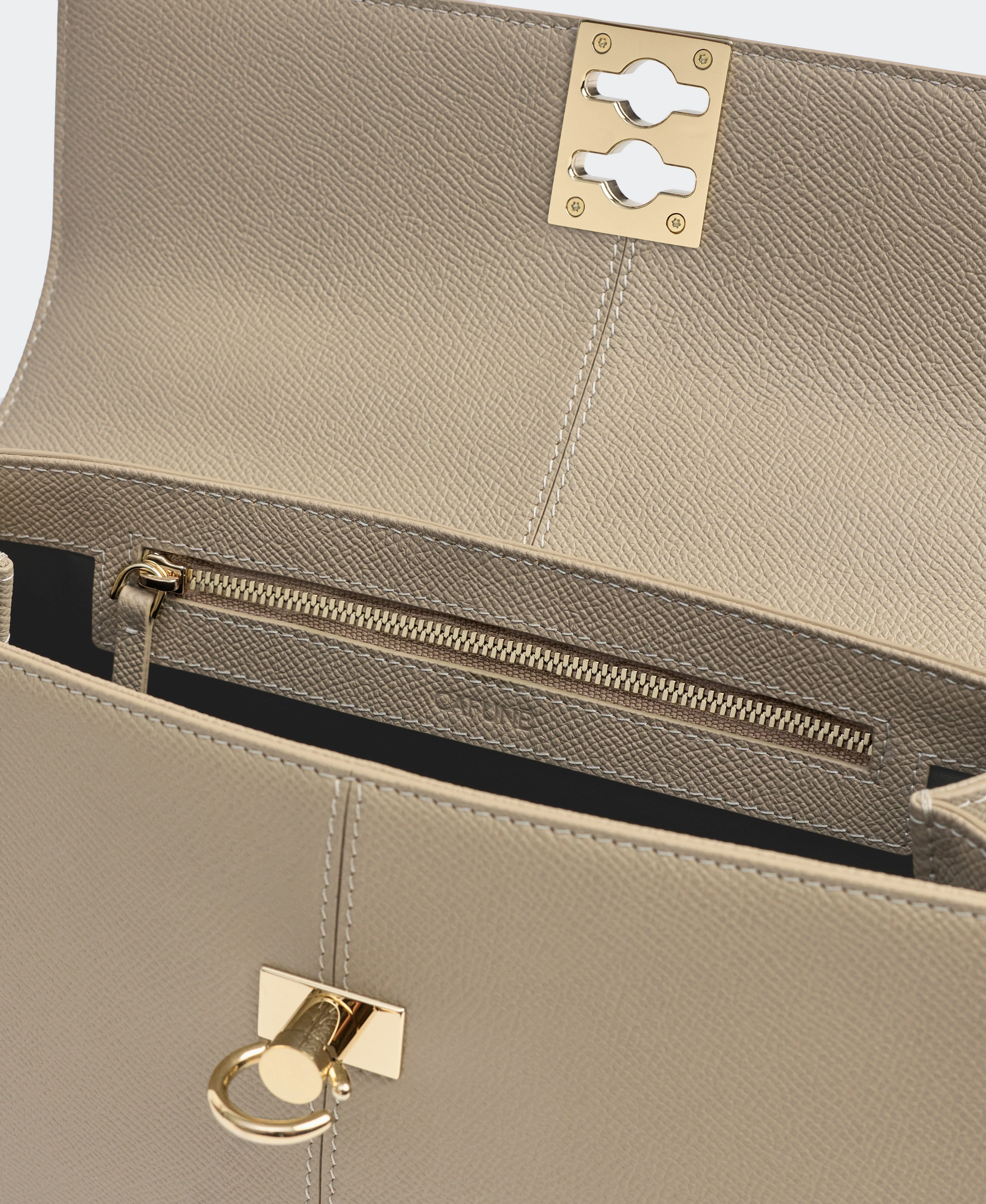 Medium Stance - Taupe - Image 3